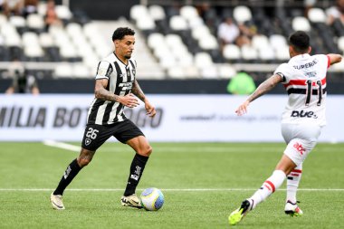 Rio, Brezilya, 8 Aralık 2024 - Brezilya Şampiyonası 'nda Botafogo ile Sao Paulo arasında oynanan maçta Gregore oyuncusu, Nilton Santos Stadyumu' nda 36.