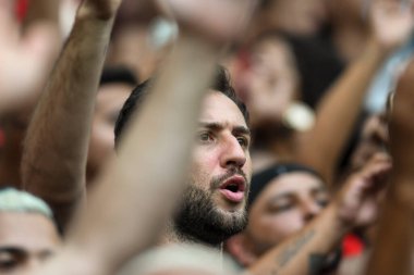 Rio, Brezilya - 16 Mart 2025: Maracana Stadyumu 'nda oynanan 2025 Carioca Şampiyonası final maçı için Flamengo x Fluminense arasındaki maç sırasında taraftarlar