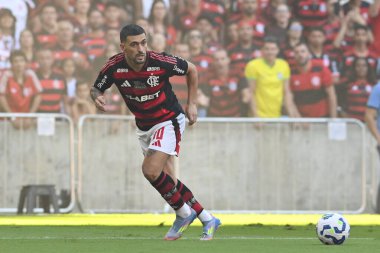 Rio, Brezilya - Abril 27, 2025: De Arrascaeta oyuncusu Flamengo x Corinthians arasında oynanan maçta Maracana Stadyumu 'nda düzenlenen Brezilya Şampiyonası' nın 6rd.