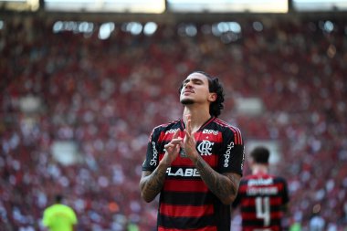 Rio, Brezilya - Abril 27, 2025: Maracana Stadyumu 'nda düzenlenen Brezilya Şampiyonası' nda Flamengo x Corinthians arasında oynanan maçta Pedro oyuncusu