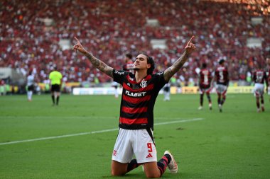 Rio, Brezilya - Abril 27, 2025: Maracana Stadyumu 'nda düzenlenen Brezilya Şampiyonası' nda Flamengo x Corinthians arasında oynanan maçta Pedro oyuncusu