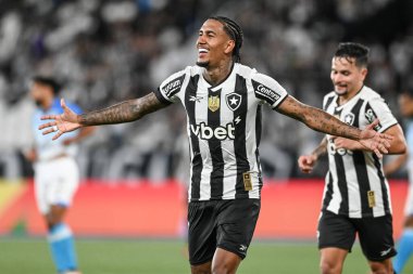 Rio, Brezilya - Abril 30, 2025: Brezilya 'nın Nilton Santos Stadyumu' nda oynanan Botafogo x Capital maçı sırasında Rwan Cruz oyuncusu