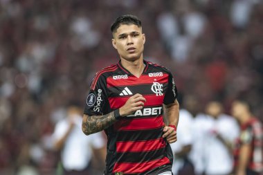 Rio de Janeiro, Brezilya - 15 Mayıs 2025: Luiz Araujo Flamengo (BRA) ile LDU (QUI) arasında Maracana Stadyumu 'nda oynanan futbol maçında