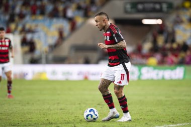 Rio, Brezilya - 21 Mayıs 2025: Maracana Stadyumu 'nda oynanan Flamengo x Botafogo-PB maçında Everton Cebolinha oyuncusu