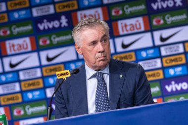 Rio de Janeiro, Brezilya - 26 Mayıs 2025: Brezilya erkek milli futbol takımını Pazartesi öğleden sonra Grant Hyatt Hotel 'de yeni koç Carlo Ancelotti duyurdu., 