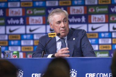 Rio de Janeiro, Brezilya - 26 Mayıs 2025: Brezilya erkek milli futbol takımını Pazartesi öğleden sonra Grant Hyatt Hotel 'de yeni koç Carlo Ancelotti duyurdu., 
