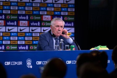 Rio de Janeiro, Brezilya - 26 Mayıs 2025: Brezilya erkek milli futbol takımını Pazartesi öğleden sonra Grant Hyatt Hotel 'de yeni koç Carlo Ancelotti duyurdu., 