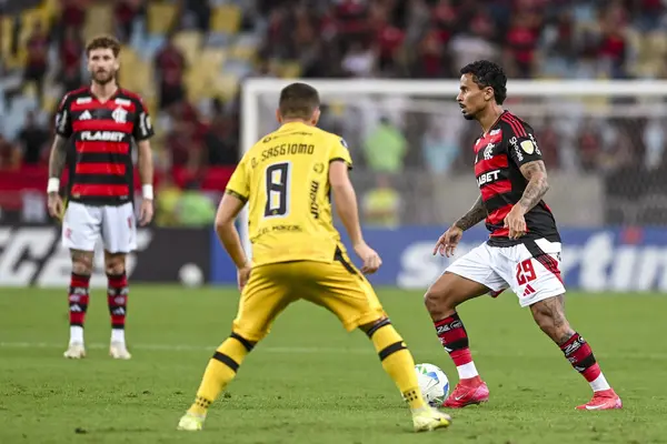 Rio de Janeiro, Brezilya - 28 Mayıs 2025, Flamengo ve Deportivo Tachira ile oynanan maçta, Libertadores Kupası için Maracana Stadyumu 'nda