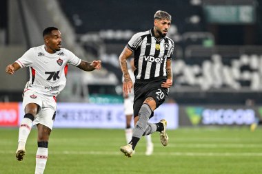 Rio, Brezilya - 16 Temmuz 2025: Botafogo x Vitoria ile Nilton Santos Stadyumu 'nda oynanan maçta Alexander Barboza oyuncusu
