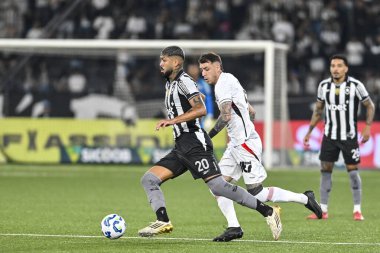 Rio, Brezilya - 16 Temmuz 2025: Botafogo x Vitoria ile Nilton Santos Stadyumu 'nda oynanan maçta Alexander Barboza oyuncusu