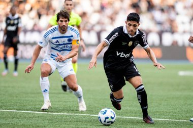 Rio, Brezilya - Ağustos 02, 2025: Botafogo x Cruzeiro arasındaki maç sırasında Nilton Santos Stadyumu 'nda oynanan Brezilya Şampiyonası' nın 18. turunda Savarino oyuncusu