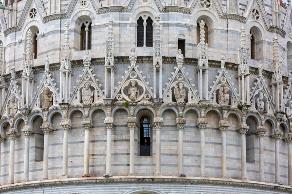 Piza Włochy Maja 2019 Fasada Dekoracyjna Baptysterium Pizie Piazza Del — Zdjęcie stockowe