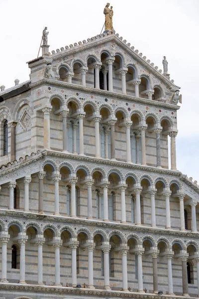 Fasáda Středověké Pisa Katedrály Piazza Del Duomo Vedle Leaning Tower — Stock fotografie