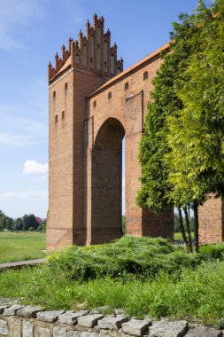 Kwidzyn, Polonya - 25 Haziran 2020: 13. yüzyıl ortaçağ Kwidzyn Kalesi, muazzam tuğla gotik kale, Töton Şövalyeleri mimarisi