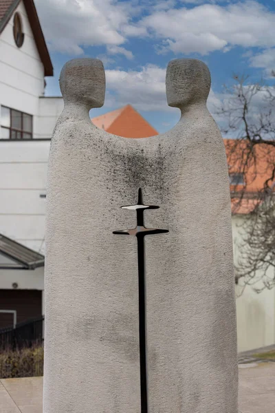 Брно Чехия Марта 2023 Года Скульптура Кирилла Мефодия Перед Собором — стоковое фото