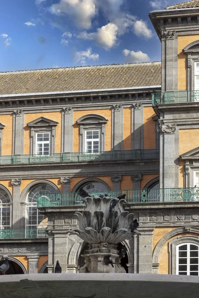 Nápoles Italia Junio 2021 Fachada Del Palacio Real Nápoles Situada —  Fotos de Stock