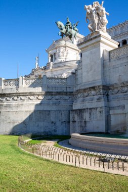 Roma, İtalya - 8 Ekim 2020: Venedik Meydanı 'ndaki Victor Emmanuel II Anıtı (Monumento Nazionale a Vittorio Emanuele II)