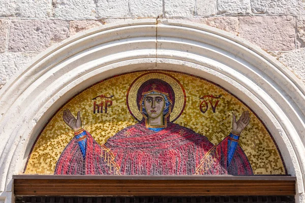 Budva Montenegro Junho 2023 Mosaico Religioso Temático Acima Entrada Igreja — Fotografia de Stock