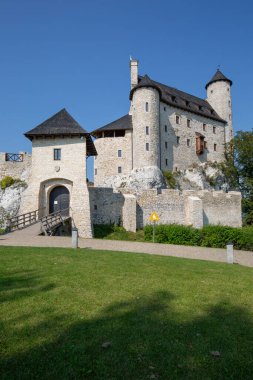 Bobolice Kalesi, Silezya, Polonya - 16 Eylül 2020: Polonya Jurassic Highland 'da bulunan Ortaçağ kraliyet Bobolice Kalesi