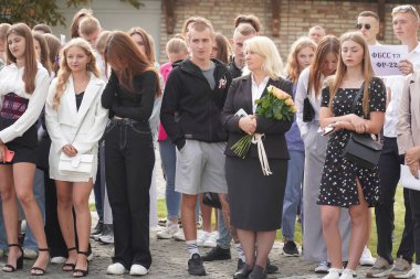 Lutsk, Ukrayna, 27 Mayıs 2023: Ulusal Gıda Teknolojileri Üniversitesi 'nin Volyn Profesyonel Koleji öğrencilerine takdirname