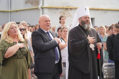 Lutsk, Ukrayna, 27 Mayıs 2023: Ulusal Gıda Teknolojileri Üniversitesi 'nin Volyn Profesyonel Koleji öğrencilerine takdirname