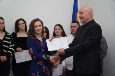 Lutsk, Ukrayna: 8 Mart 'ta Ulusal Gıda Teknolojileri Üniversitesi Volyn Profesyonel Koleji' nde ödül töreni