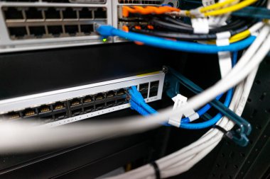 Bir ağ sunucusunun kalbi ve önemi bilgisayarın işleyişinde doğru ve hızlı hissetme meselesidir.