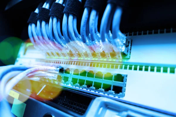 Connessione Centralizzata Server Router Gateway Consentire Agli Utenti Accedere Vari — Foto Stock