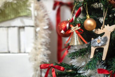 Eski zamanlarda, Noel ağacı cennette bir ağaç demekti..