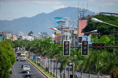 Kırmızı trafik ışığı dur sinyali .