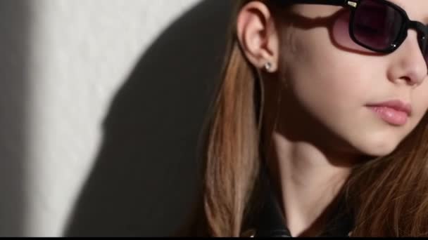 Slow Motion Video Stylish Child Leather Jacket Glasses Dark Background — Wideo stockowe