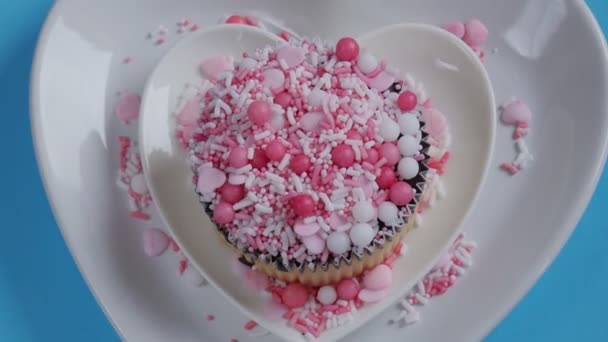 Valentine Background Valentines Day Concept Cupcake Plate Shape Heart — Vídeo de stock