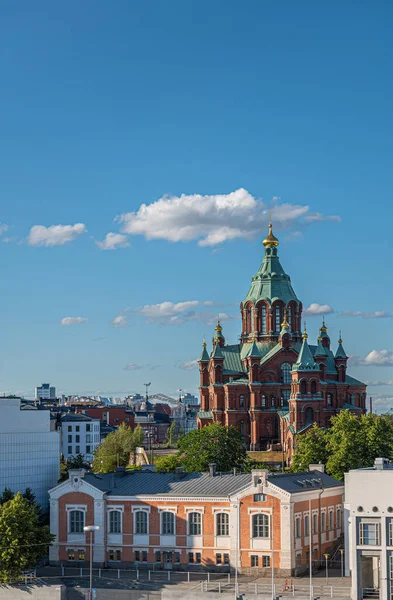 Helsinki Finlande Juillet 2022 Brique Rouge Toit Vert Cathédrale Orthodoxe — Photo
