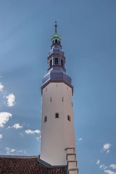Estônia Tallinn Julho 2022 Fecho Torre Sineira Branca Com Topsection — Fotografia de Stock