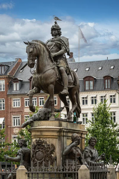 Copenhagen Denmark July 2022 Closeup Black Bronze Equestrian Statue King — Stock Photo, Image