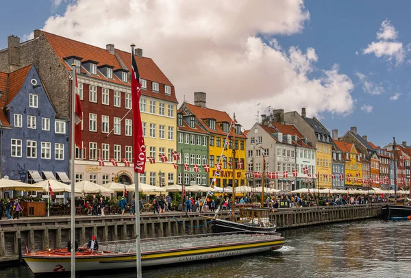 Kopenhaga Dania Lipca 2022 Kolorowe Fasady Rzędów Restauracji Nyhavnn Północnej — Zdjęcie stockowe