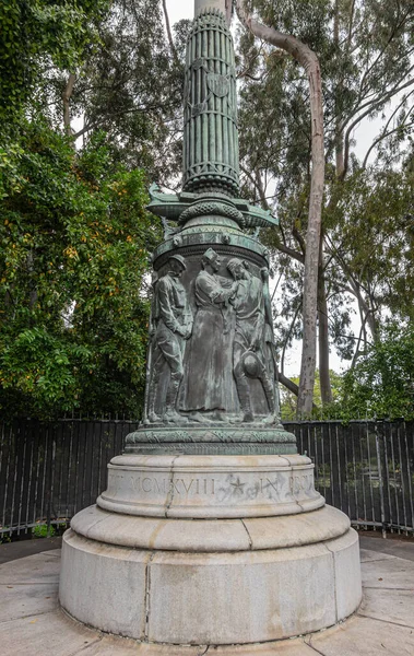 Pasadena Usa June 2023 Bronze Sculpture Base Tall Wwi Memorial — Stock Photo, Image