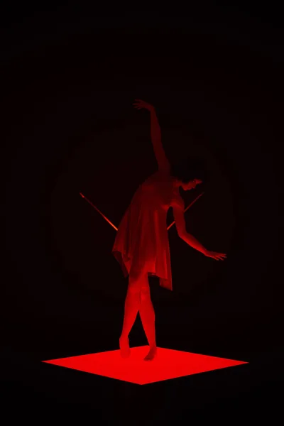 红色芭蕾舞女优雅舞鬼万圣节舞池3D图片说明 — 图库照片