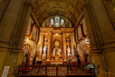 Malaga, İspanya - 26 Ekim 2022: Malaga, İspanya 'daki Malaga Katedrali' nin İçi