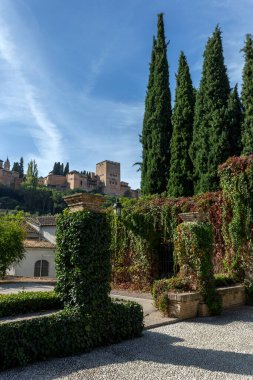 Granada, İspanya - 28 Ekim 2022: Granada, İspanya 'da Alhambra manzarası