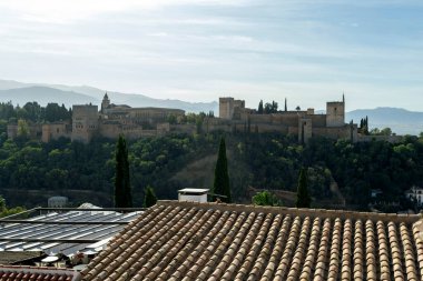 Granada, İspanya - 28 Ekim 2022: Granada, İspanya 'da Alhambra manzarası
