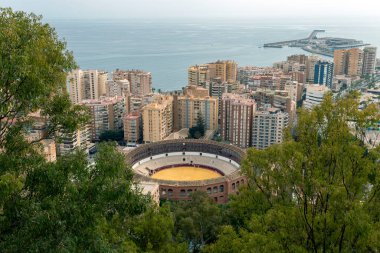 Malaga, İspanya - 29 Ekim 2022: Malaga 'da Plaza de toros de La Malagueta arenası.