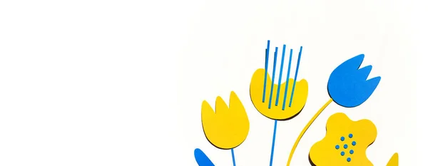 Blue Yellow Handmade Paper Flowers White Background Holiday Postcard Mockup — Φωτογραφία Αρχείου
