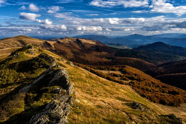 Πολύχρωμο Ορεινό Τοπίο Φθινόπωρο Bieszczady Βουνά Καρπάθια Πολωνία — Φωτογραφία Αρχείου