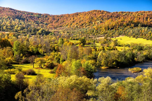 San River Vadisi Polonya Nın Bieszczady Dağları Tworylne Köyü Renkli — Stok fotoğraf