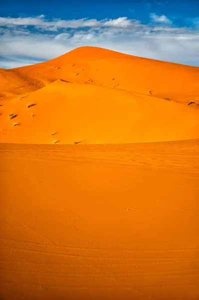 Fondo Dunas Del Desierto Del Sahara Destino Popular Erg Chebbi — Foto de Stock