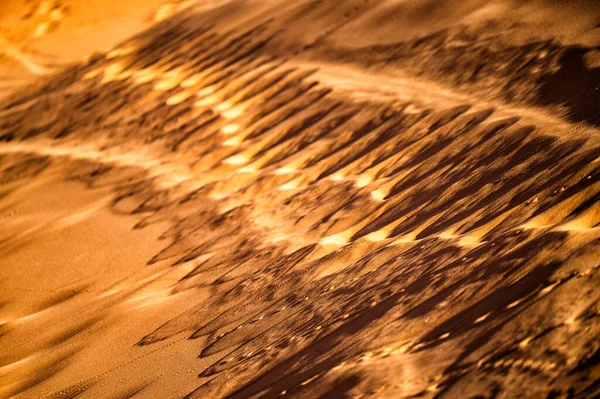 Çöl kum tepeleri yakın plan. Sahra Çölü, Erg Chebbi, Fas.