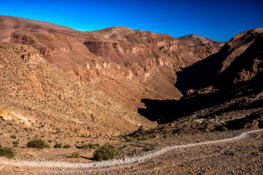 Todra Vadisi yakınlarındaki Atlas Dağları, Fas.