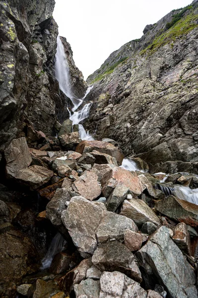 Uma Cachoeira Vale Velka Zmarzla Parque Nacional Tatra Eslováquia — Fotografia de Stock