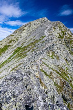 High Tatras 'taki Krivan Dağı. Slovakya 'nın ikonik bir dağı.